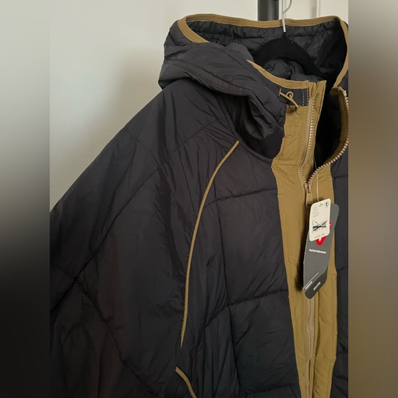 NWT FREE PEOPLE MOVEMENT Parker Packable Puffer Jacket | Black MSRP $248 - Picture 6 of 7